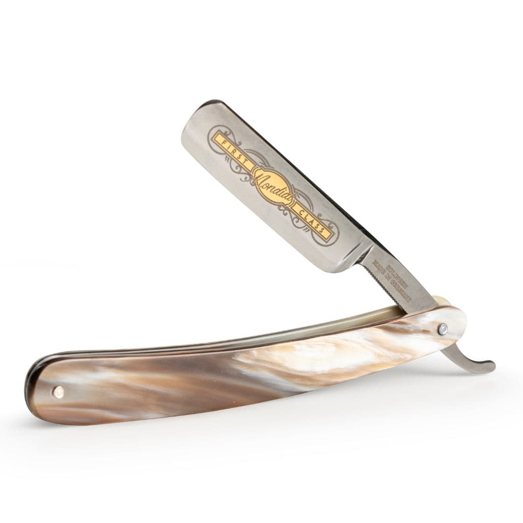 Straight Edge Razor with Smooth Horn Handle & Solingen Blade.